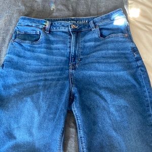 American eagle mom Jean